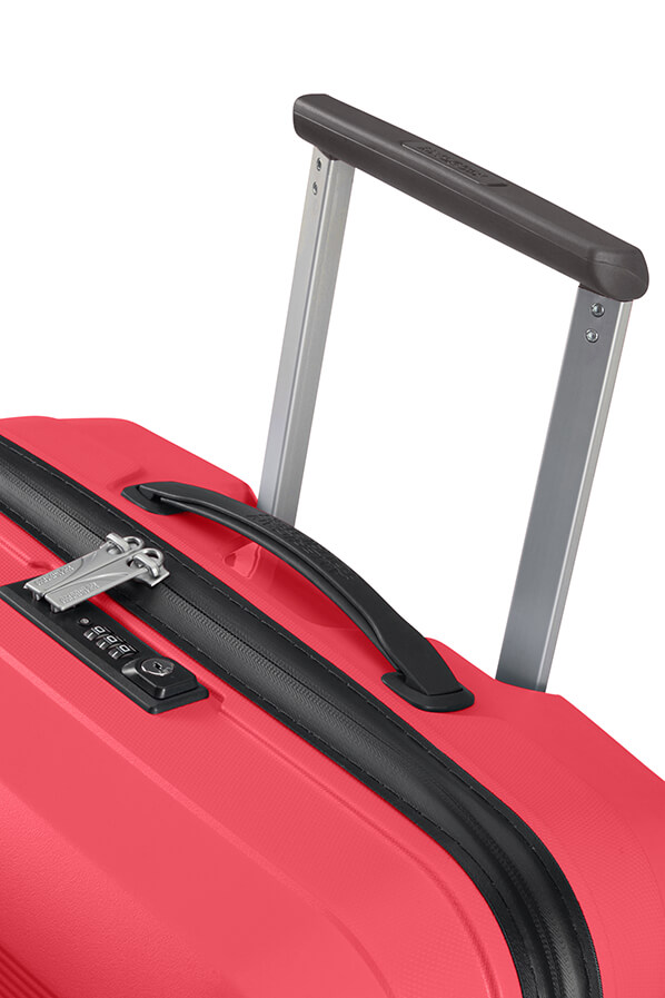 Mala de Viagem Superleve Grande 77cm c/ 4 Rodas Rosa - Airconic | American Tourister®