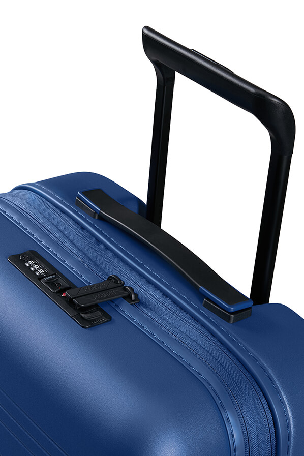 Mala de Cabine 55cm Expansível 4 Rodas Azul Marinho - Novastream | American Tourister