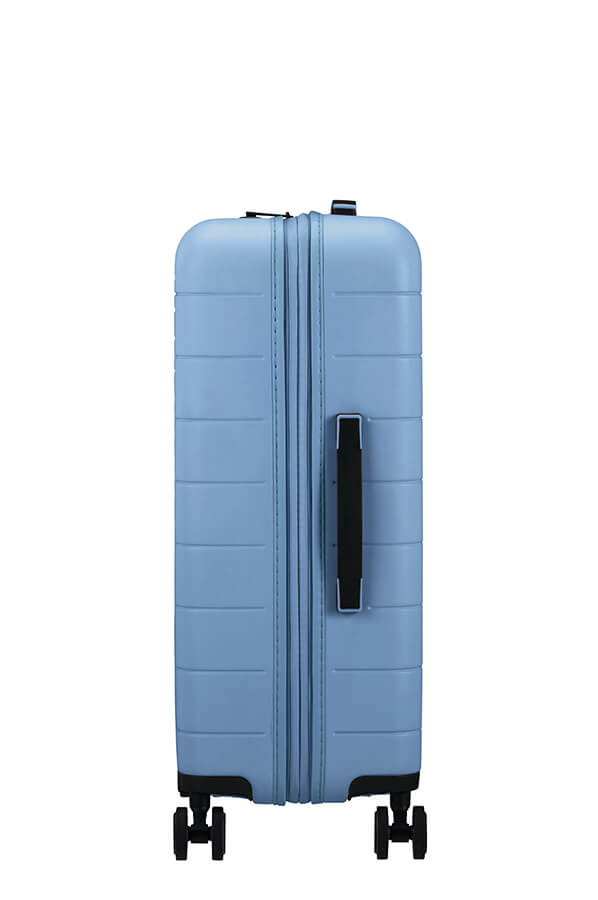 Mala de Viagem Média 67cm Expansível 4 Rodas Azul Pastel - Novastream | American Tourister