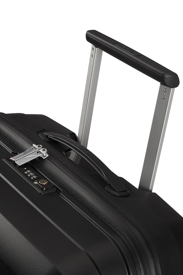 Mala de Viagem Superleve Grande 77cm c/ 4 Rodas Preta - Airconic | American Tourister®