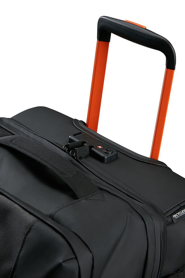 Saco de Viagem Médio 68cm 2 Rodas Preto/Laranja - Urban Track | American Tourister